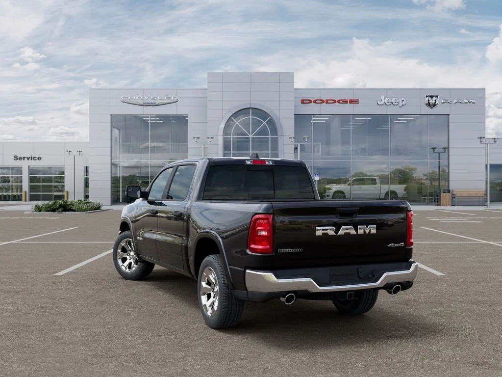 New 2026 Diamond Black Crystal Pearl-Coat Exterior Paint RAM Big Horn/Lone Star image 3