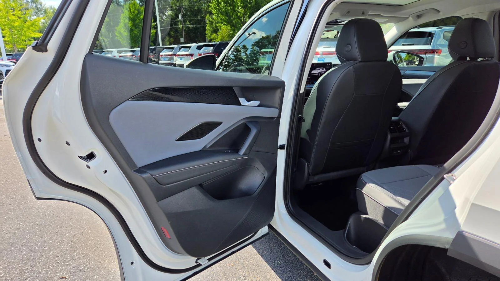 Certified Used 2026 Pure White Volkswagen SE image 39