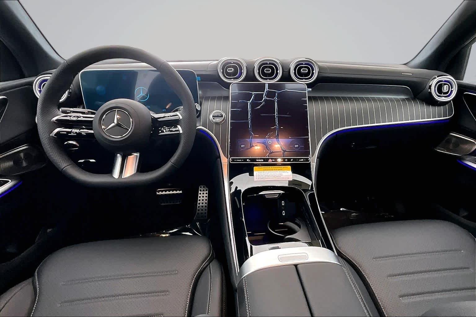 New 2026 Polar White Mercedes-Benz GLC 300 image 10