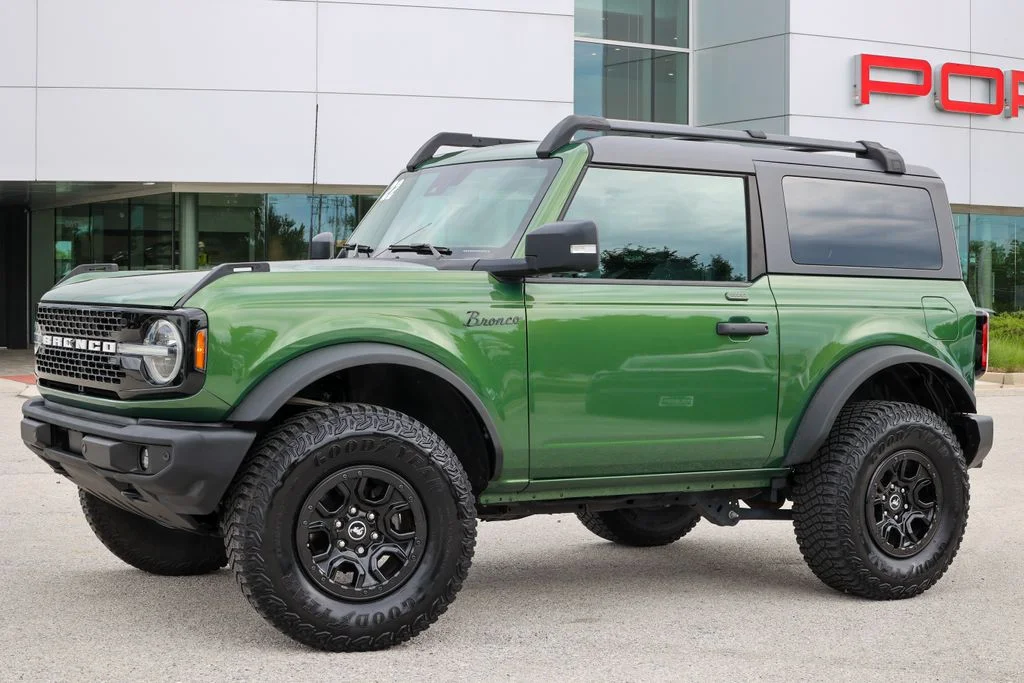 Used 2022 Green Ford Wildtrak image 10