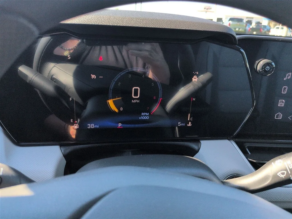 New 2026 Summit White Chevrolet LT image 35