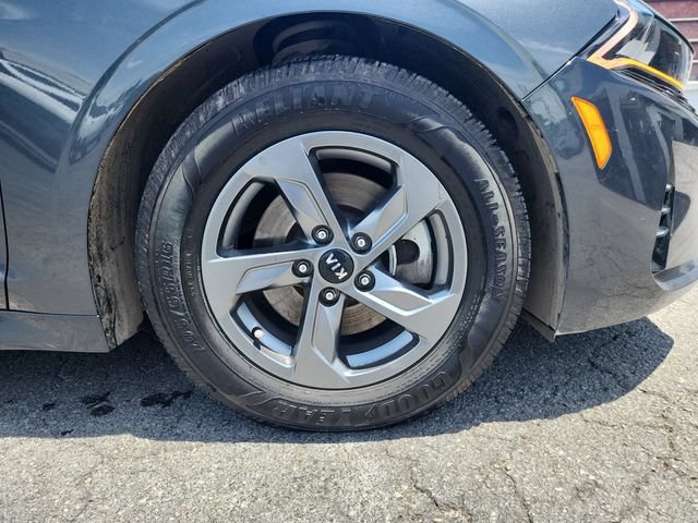 Used 2021 Gray Kia LXS image 38