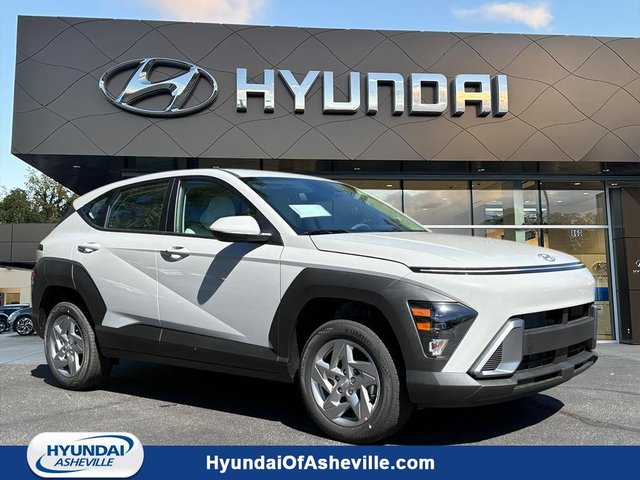 2027 Hyundai KONA SE