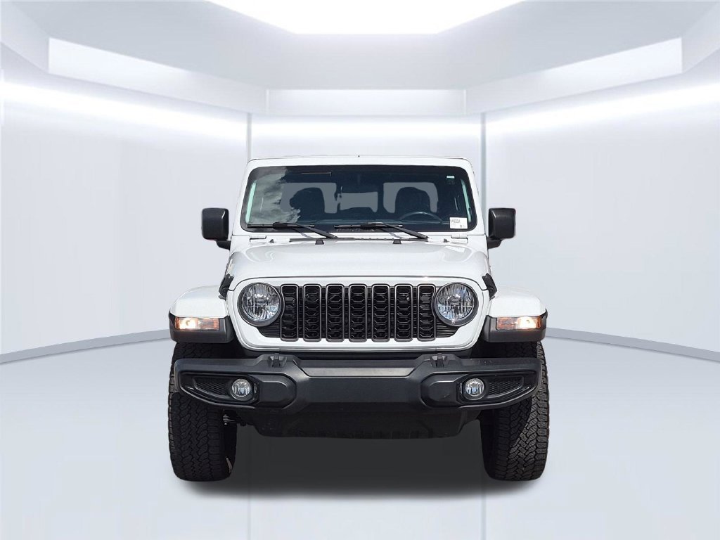 Used 2024 White Jeep Nighthawk image 10