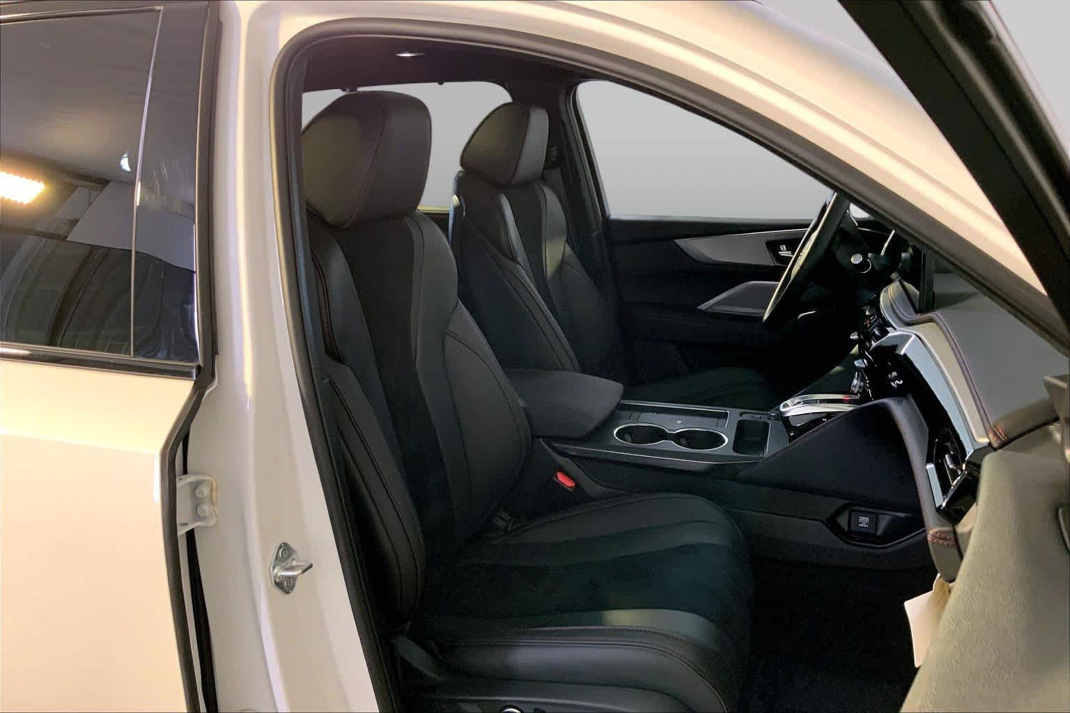 Certified Used 2026 Platinum White Pearl Acura With A-Spec Package image 8