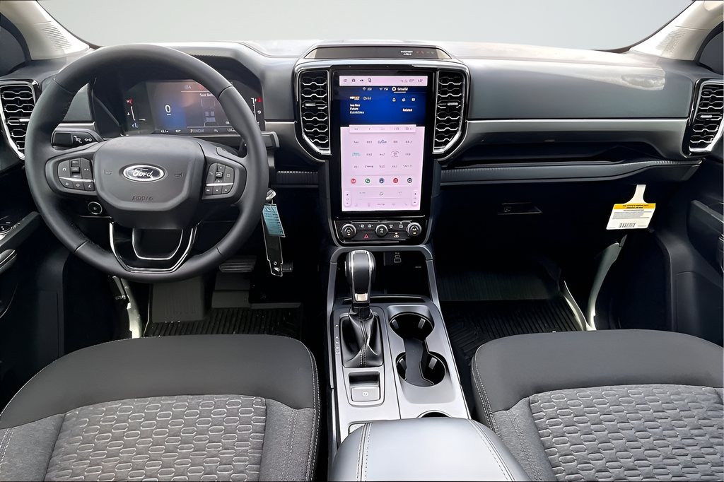 New 2026 Oxford White Ford XLT image 6