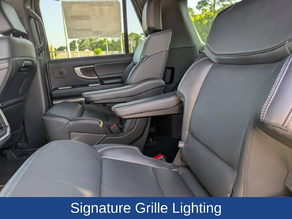 2025 Ford Expedition Platinum - Photo 16