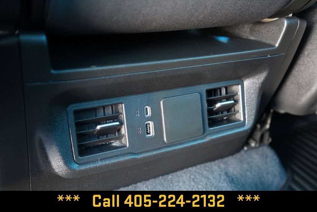 Used 2025 Summit White Chevrolet Custom image 28