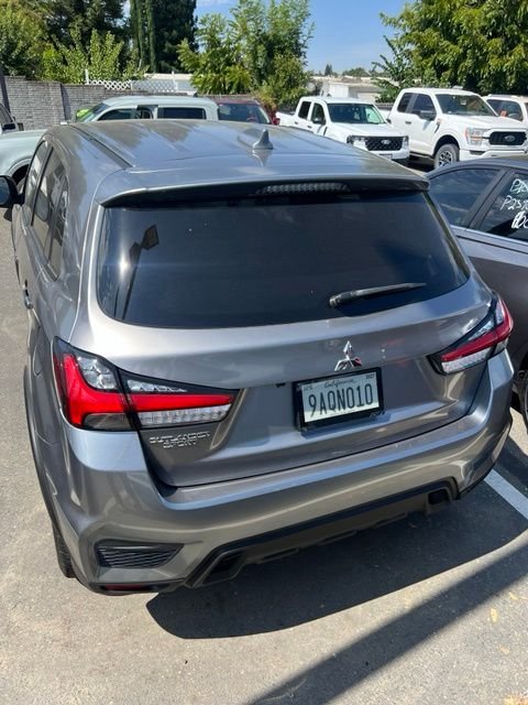 Used 2020 Gray Mitsubishi 2.0 SP image 9