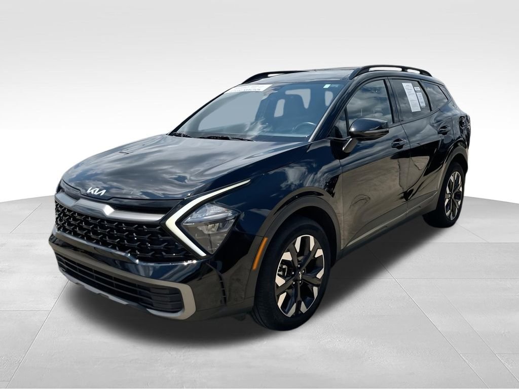 Used 2023 Black Kia X-Line image 4