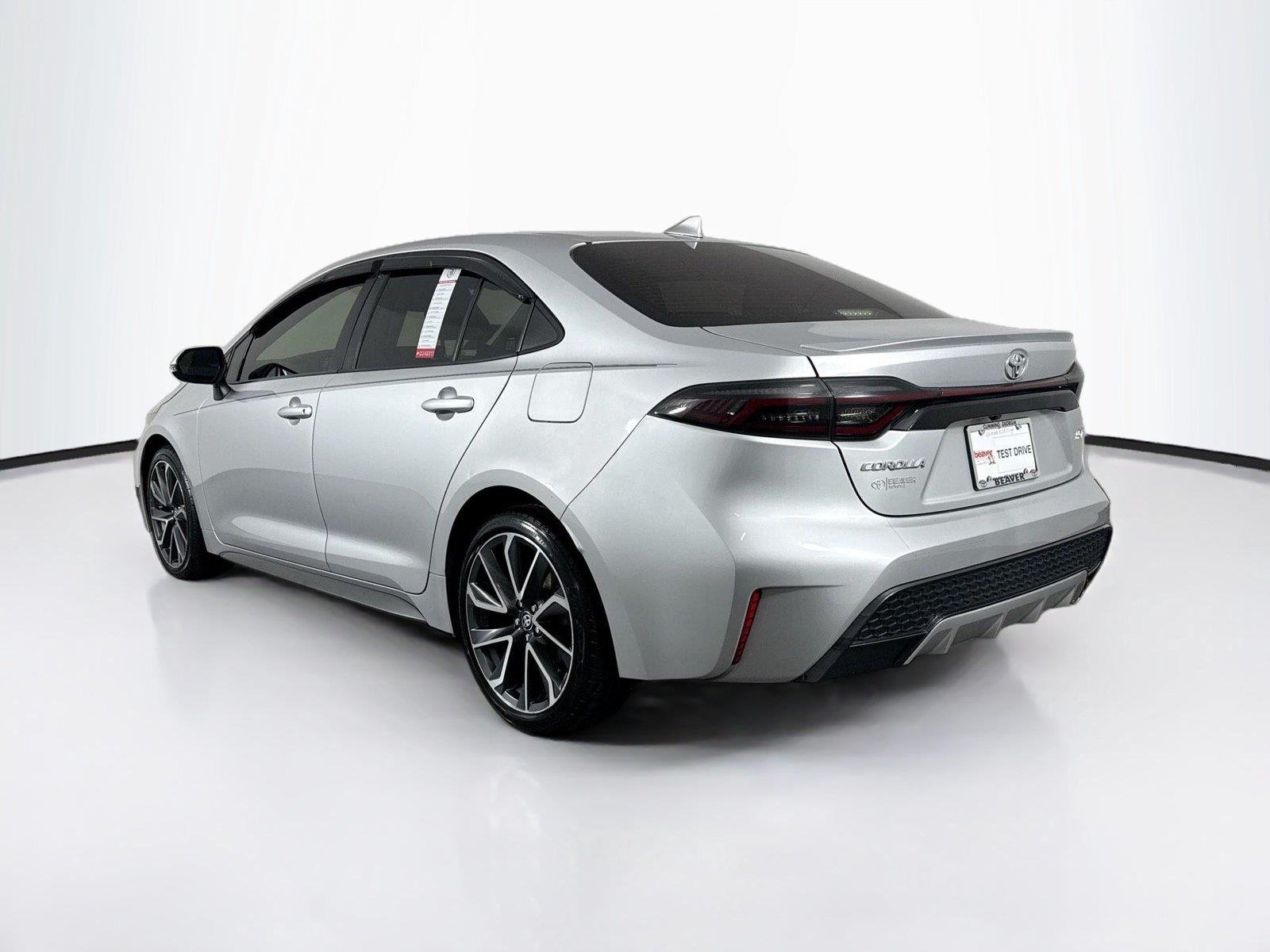 Certified Used 2022 Classic Silver Metallic Toyota SE image 11
