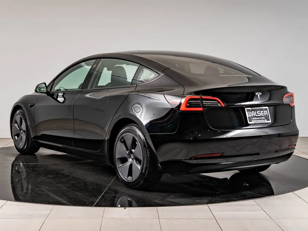 Used 2023 Black Tesla  image 6