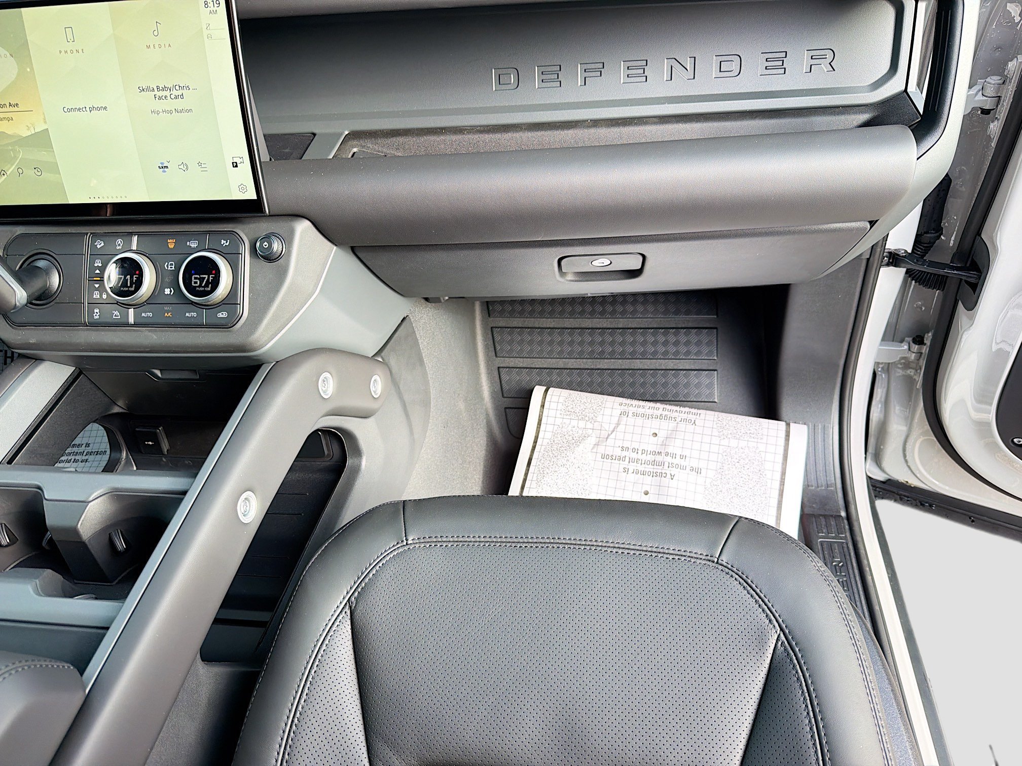 New 2026 Borasco Grey Land Rover X-Dynamic SE image 18