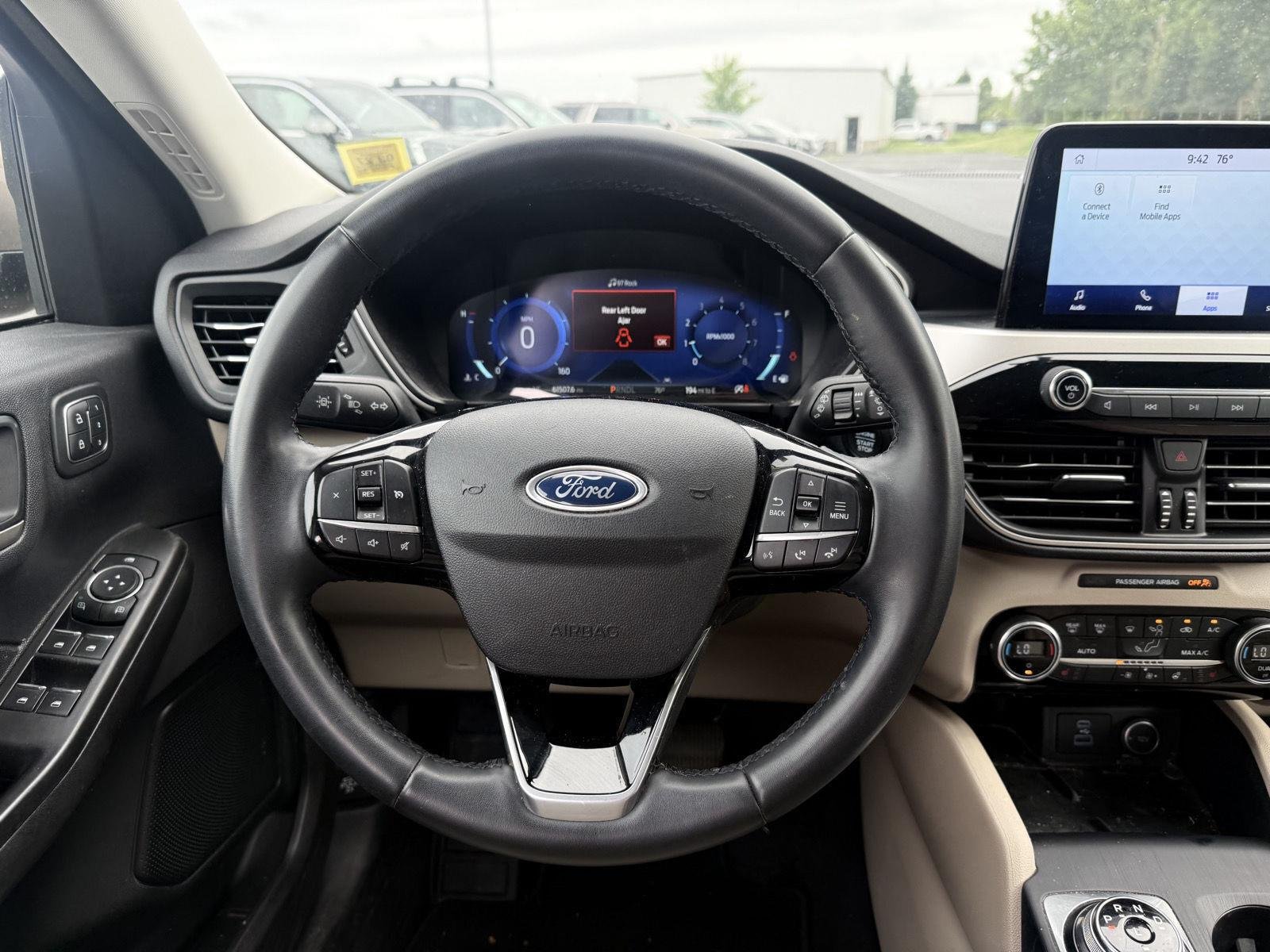 Used 2021 Desert Gold Ford SEL image 9