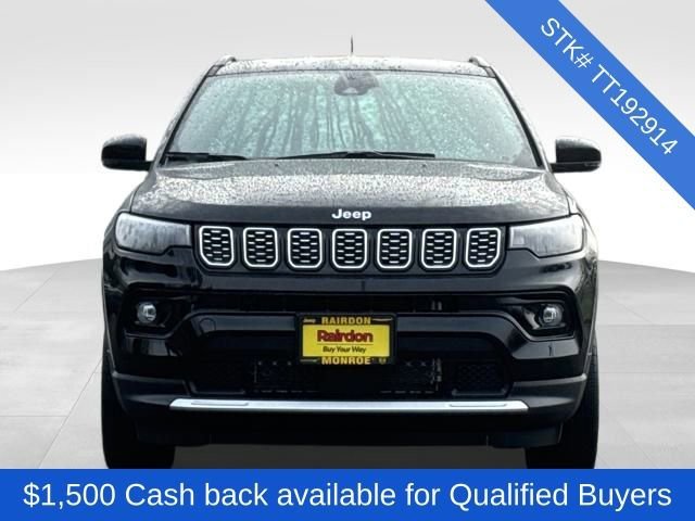 New 2026 Diamond Black Crystal Pearl-Coat Exterior Paint Jeep Limited image 2