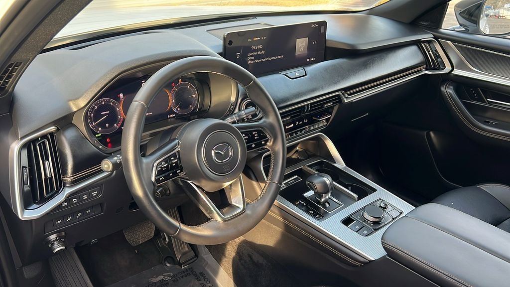 2025 Mazda CX-70 Premium Package - Photo 10
