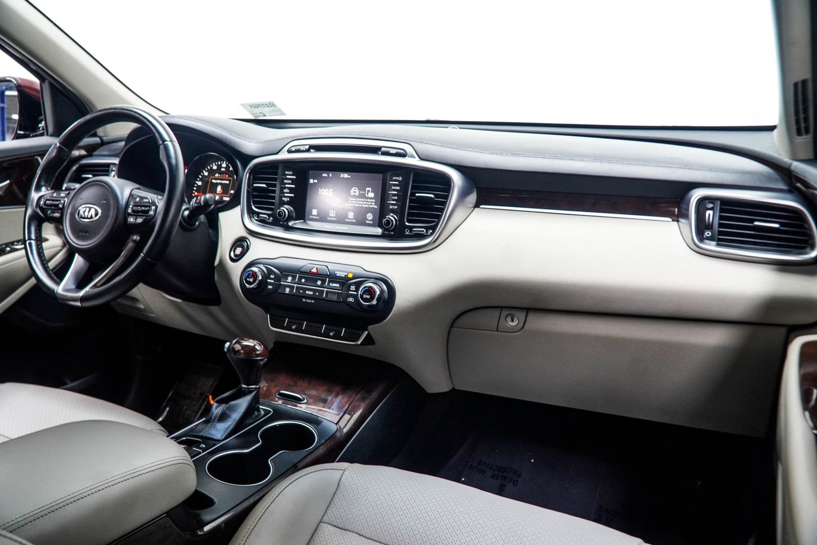 Used 2018 Purple Kia EX image 18