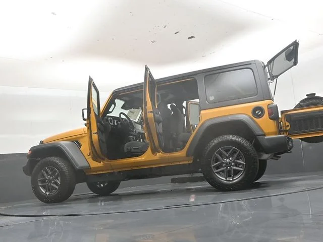 New 2026 Goldilocks Exterior Paint Jeep Sport S image 54