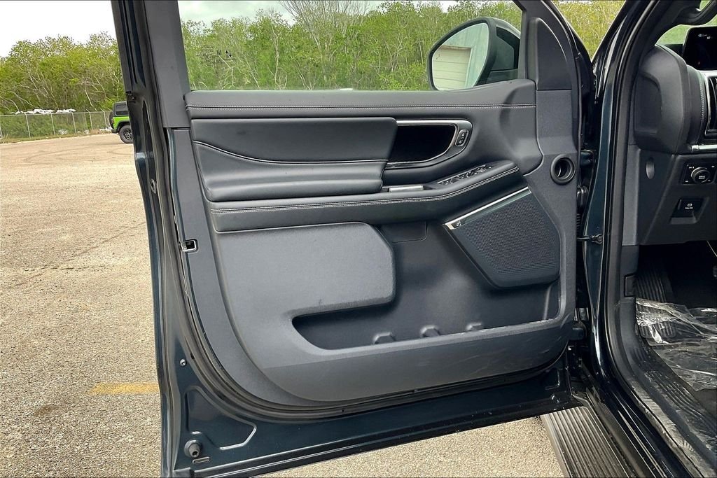 New 2026 Ford Expedition Platinum 4D Sport Utility