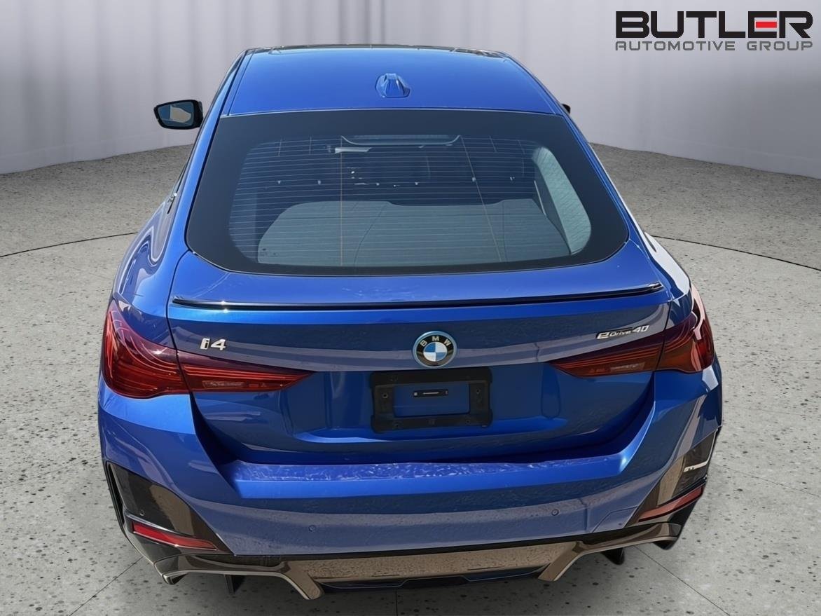 Used 2025 Portimao Blue Metallic BMW eDrive40 image 9