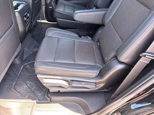 Used 2021 BLACK Chevrolet High Country image 13
