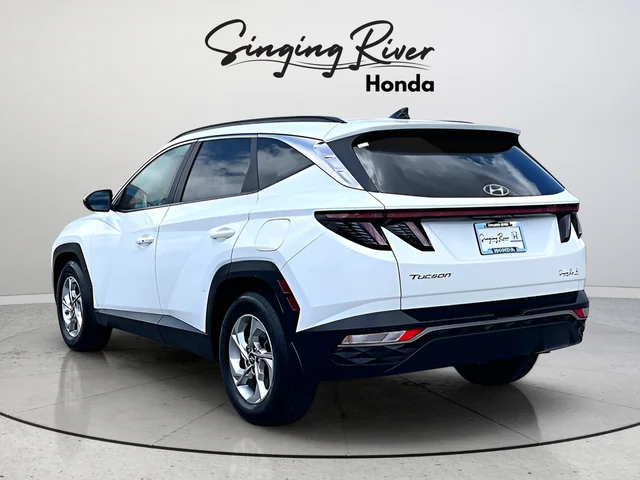 Used 2022 Gray Hyundai SEL image 4