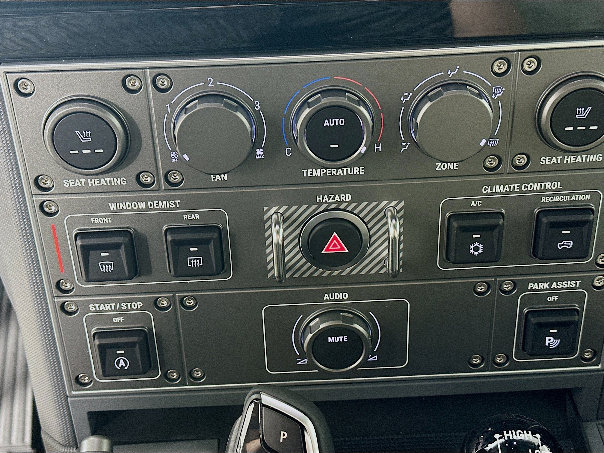 2025 INEOS Grenadier Fieldmaster Edition - Photo 27