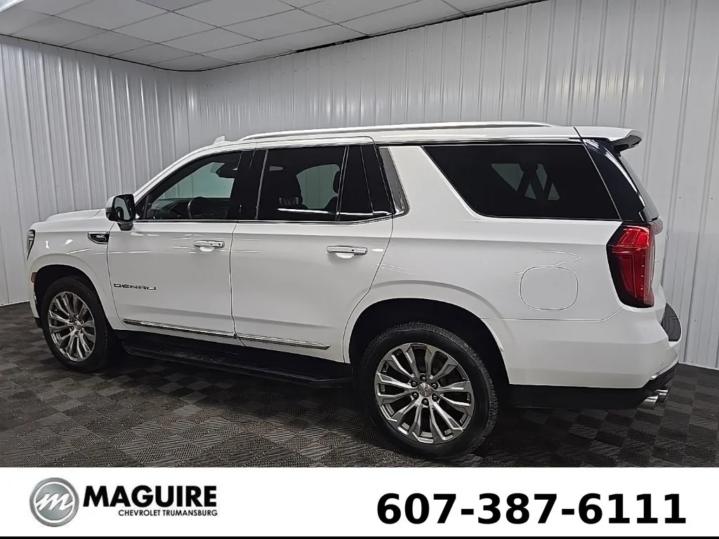Used 2022 White GMC Denali image 4