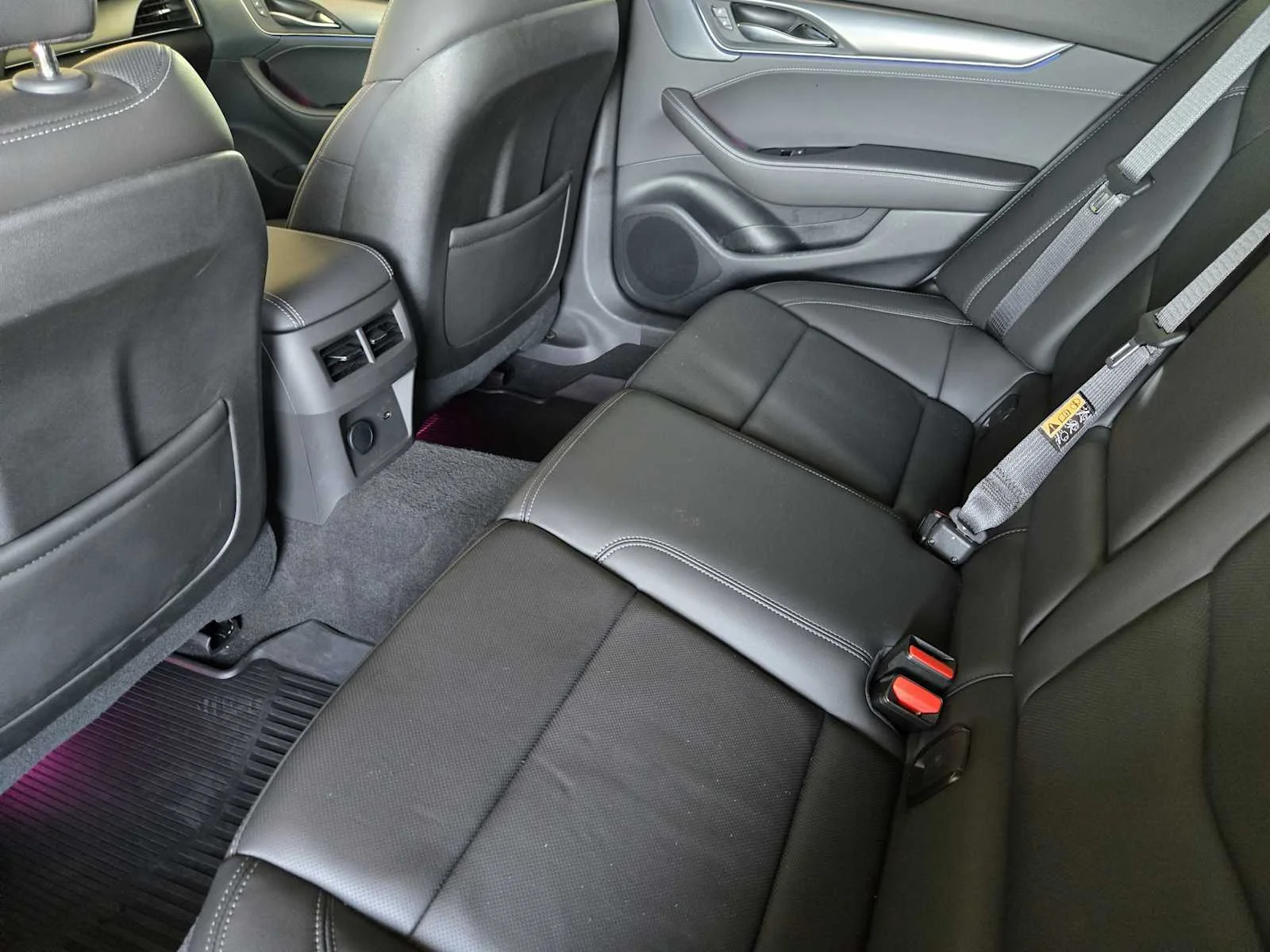 New 2026 Black Raven Cadillac Premium Luxury image 19