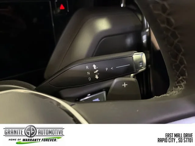2026 GMC Yukon XL Denali - Photo 24