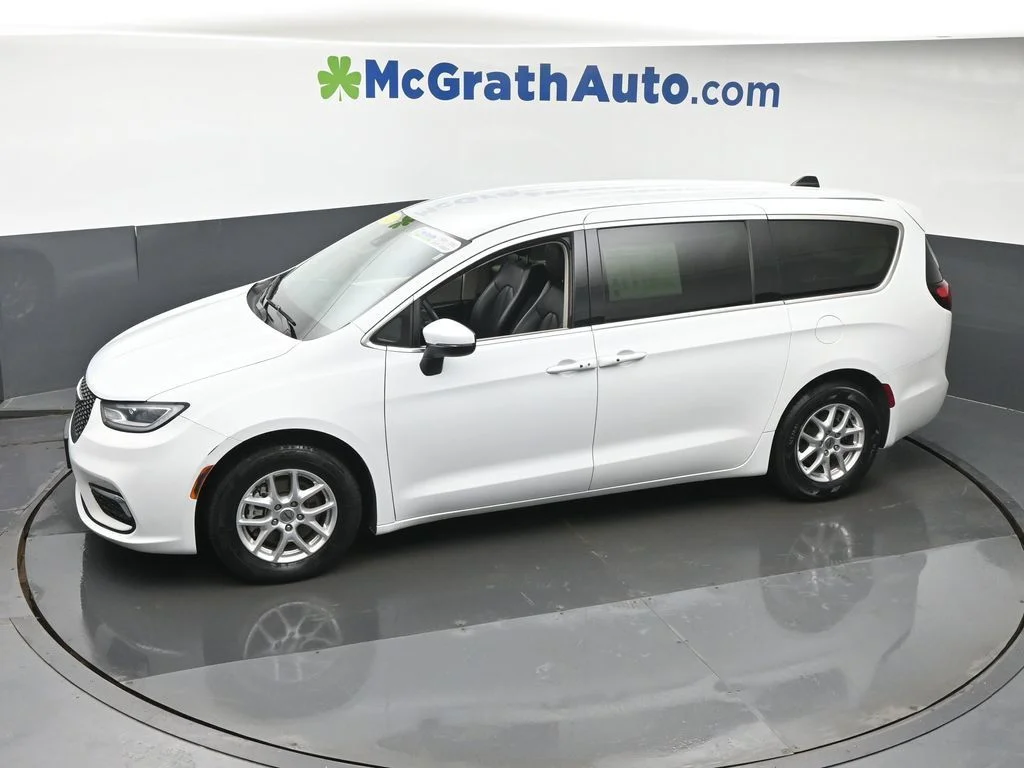 Certified Used 2023 White Chrysler Touring L image 25