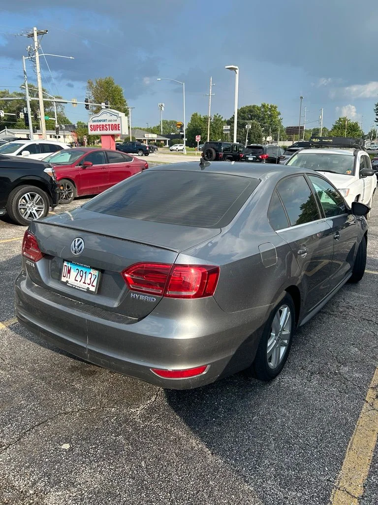 Used 2013 Black Volkswagen SEL image 6