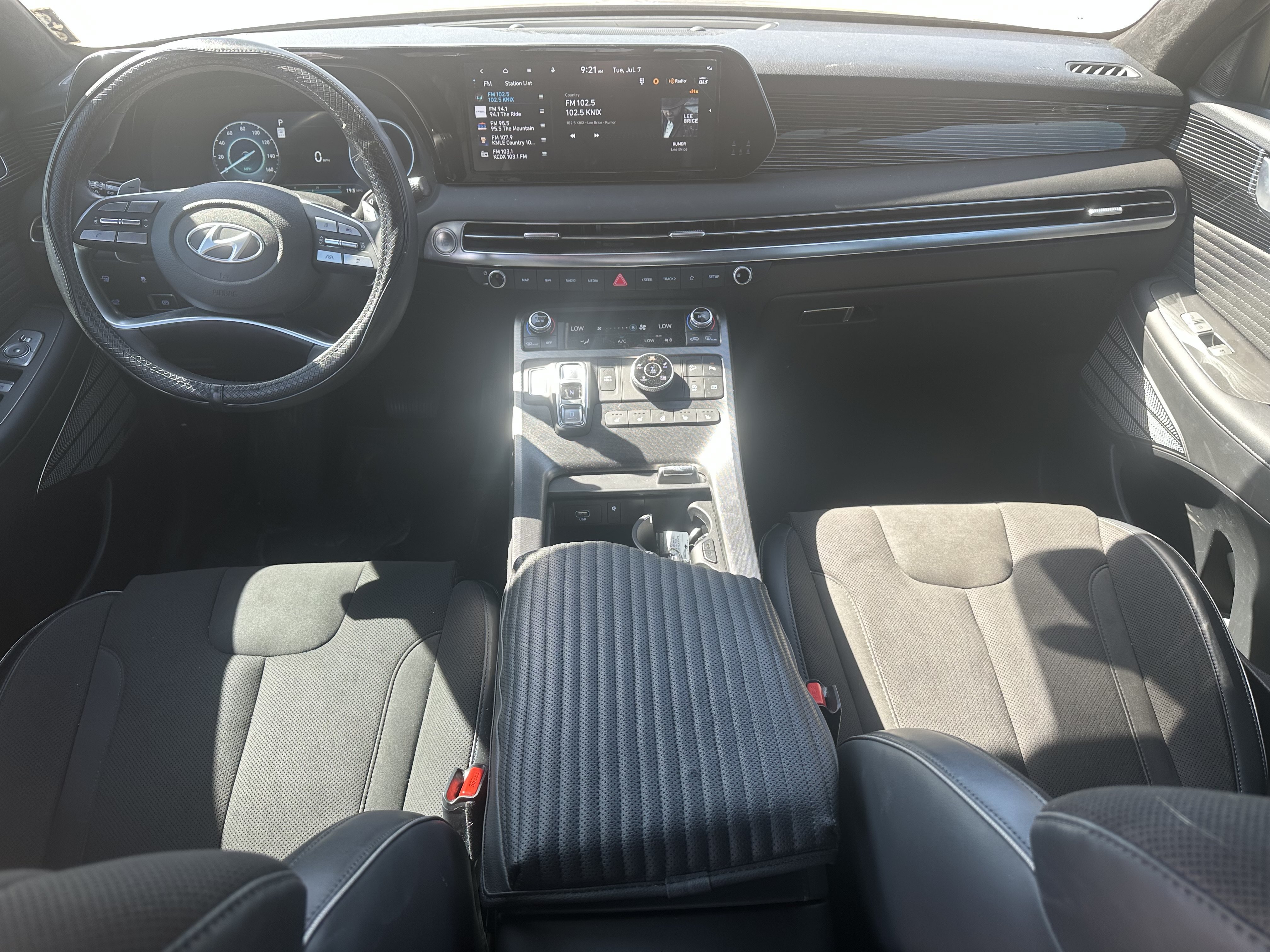 Used 2025 Abyss Black Pearl Hyundai Calligraphy Night Edition image 19