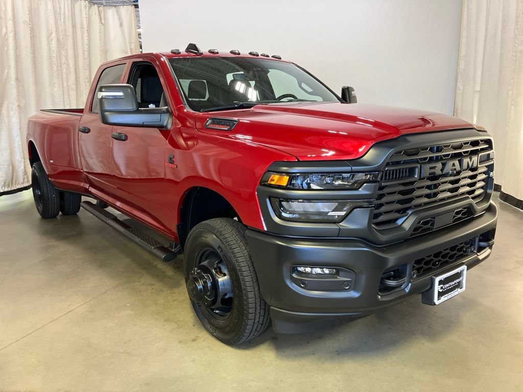 New 2026 Molten Red Pearl-Coat Exterior Paint RAM Tradesman image 1