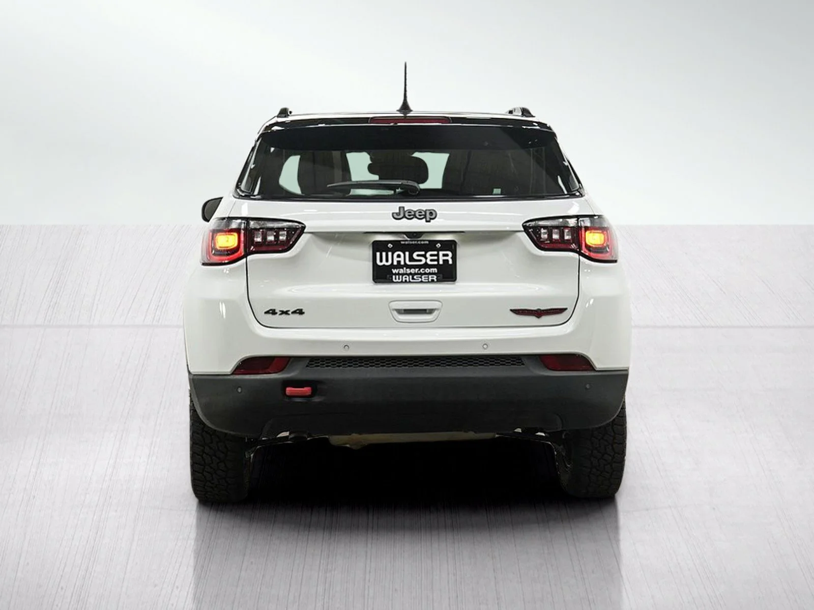 Used 2025 Bright White Clearcoat Jeep Trailhawk image 4