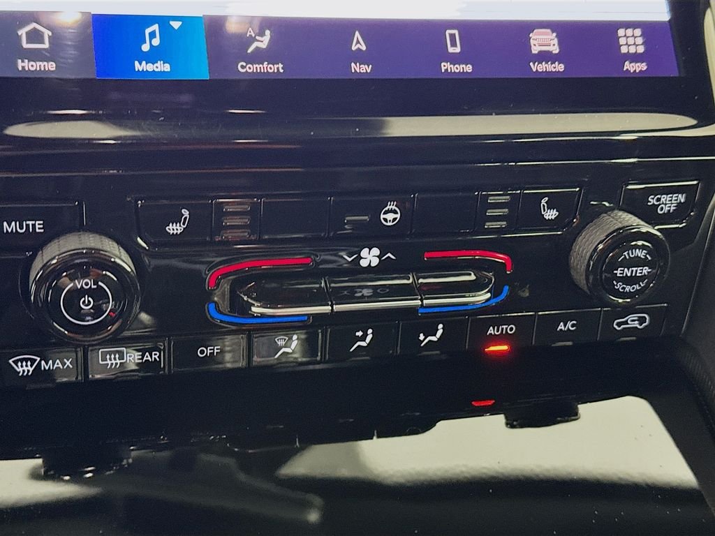 Used 2025 Red Jeep Limited image 15