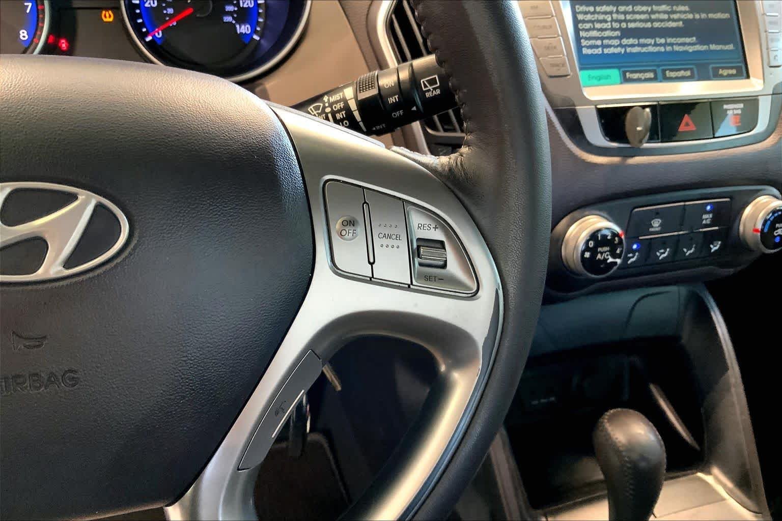 Used 2011 Iris Blue Hyundai GLS image 24