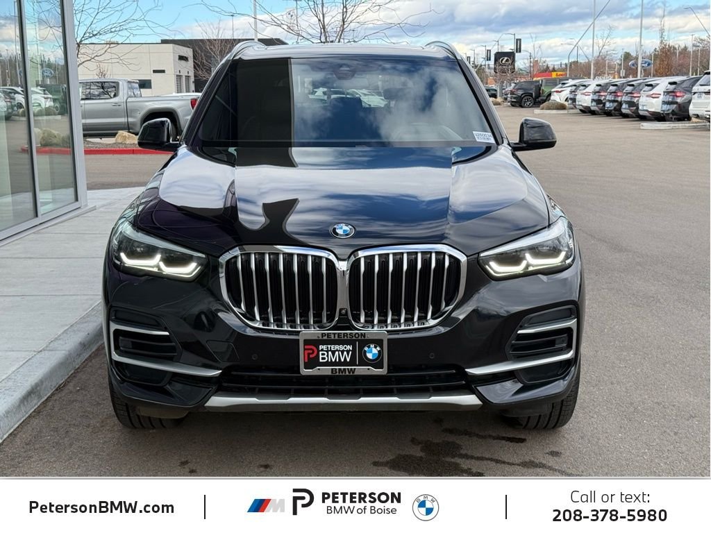 Used 2023 Black Sapphire Metallic BMW xDrive40i image 7