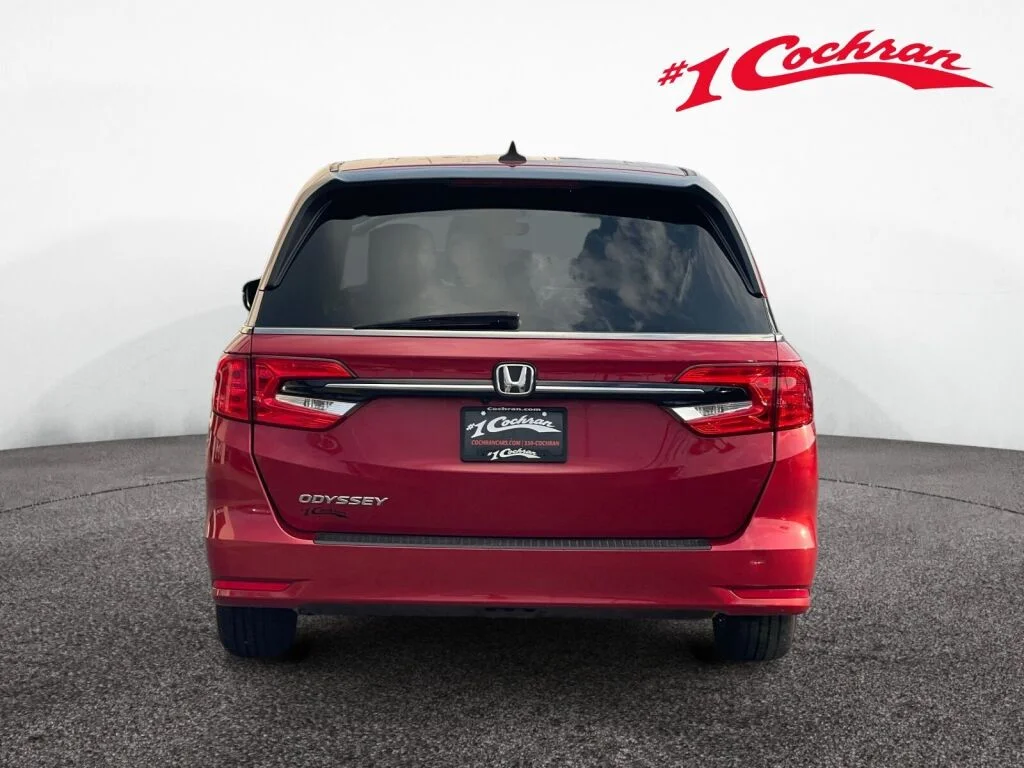 Used 2024 Radiant Red Metallic II Honda EX-L image 27