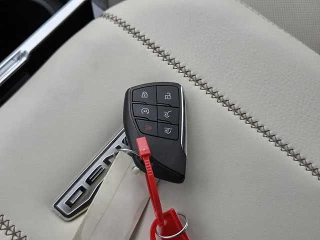 2026 GMC Yukon XL Denali - Photo 34