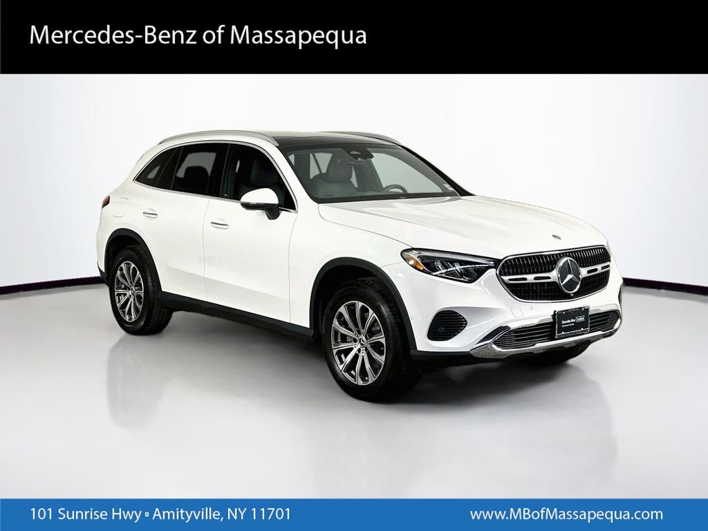 Used 2023 White Mercedes-Benz GLC 300 image 1