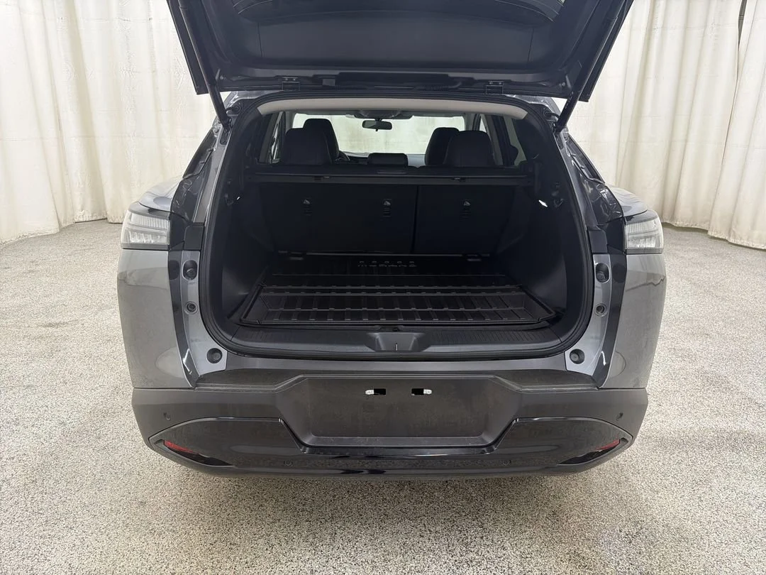 2025 Nissan Murano SV - Photo 16