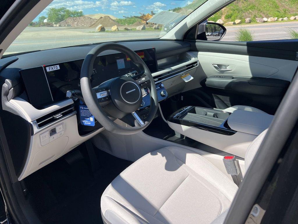 New 2026 Black Hyundai Blue image 13