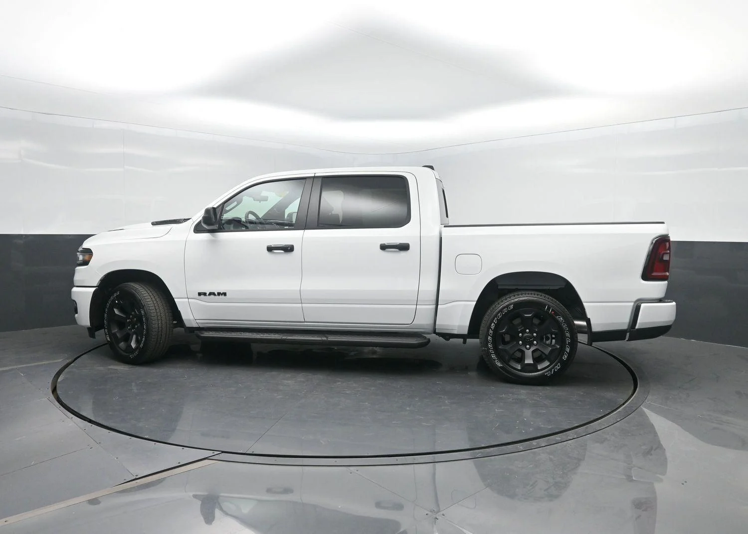 New 2026 Bright White Clear-Coat Exterior Paint RAM Express image 36