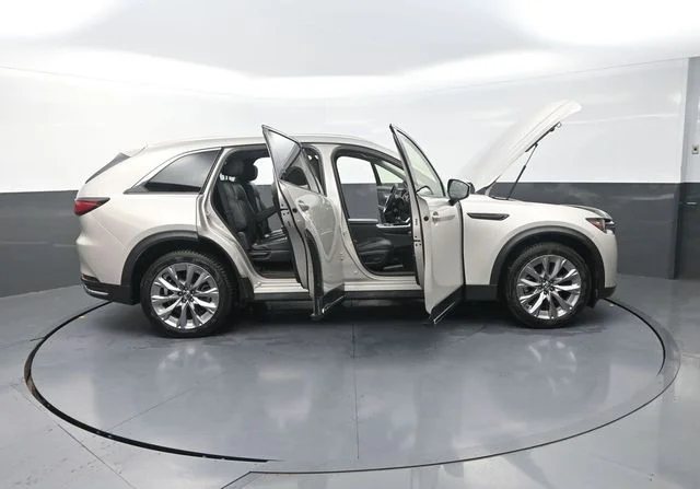 Used 2024 Silver Mazda 3.3 Turbo Premium image 47