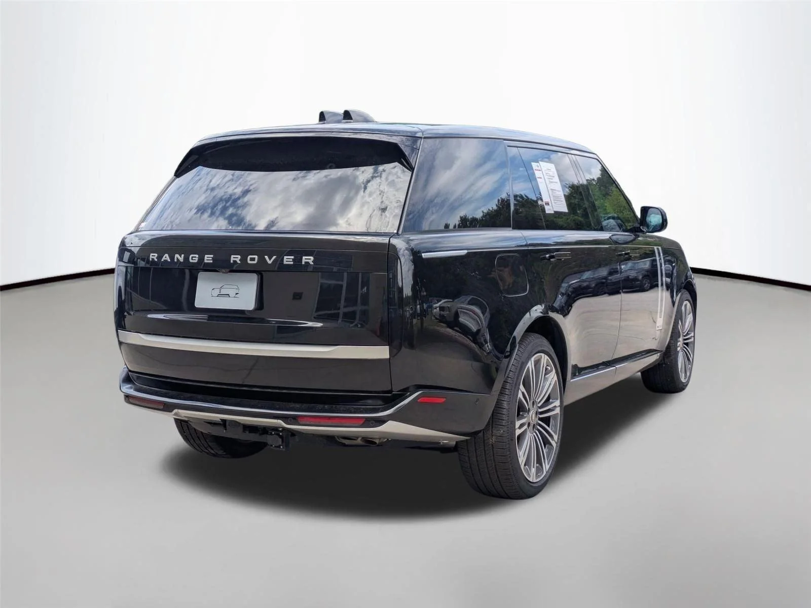 Certified Used 2025 Santorini Black Metallic [Black] LAND ROVER AUTOBIO image 34
