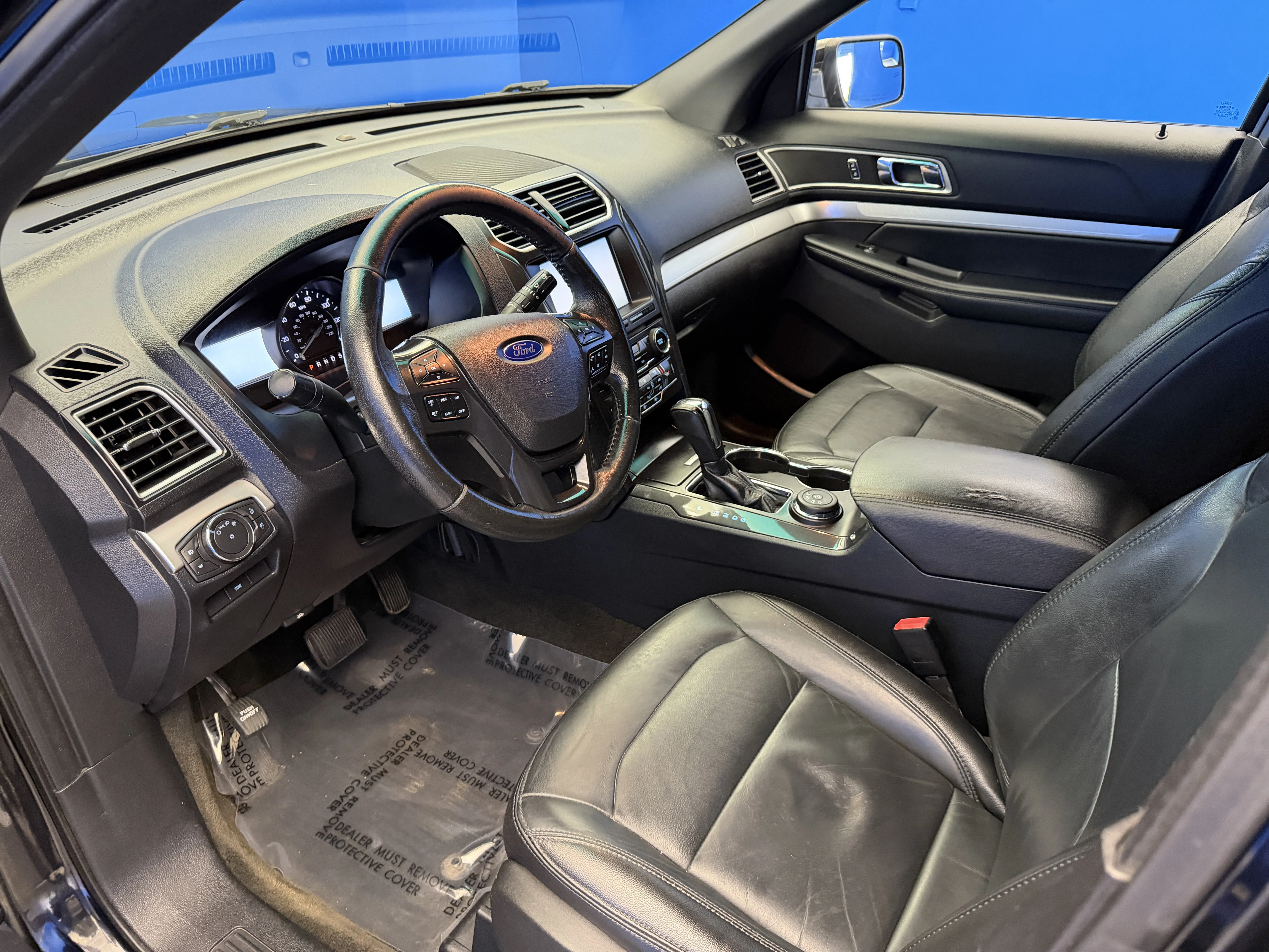 Used 2016 Shadow Black Ford XLT image 11