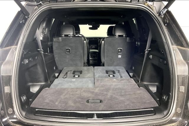 Used 2023 Black Jeep Altitude image 30