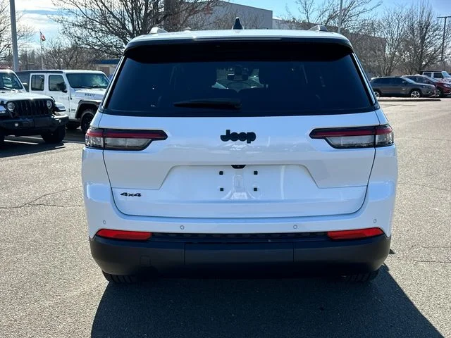 Certified Used 2023 White Jeep Altitude image 3