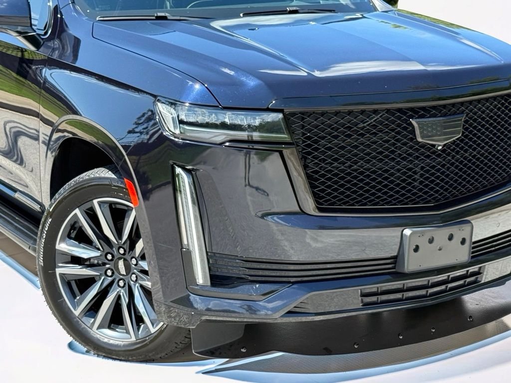 Used 2023 Blue Cadillac Sport image 7